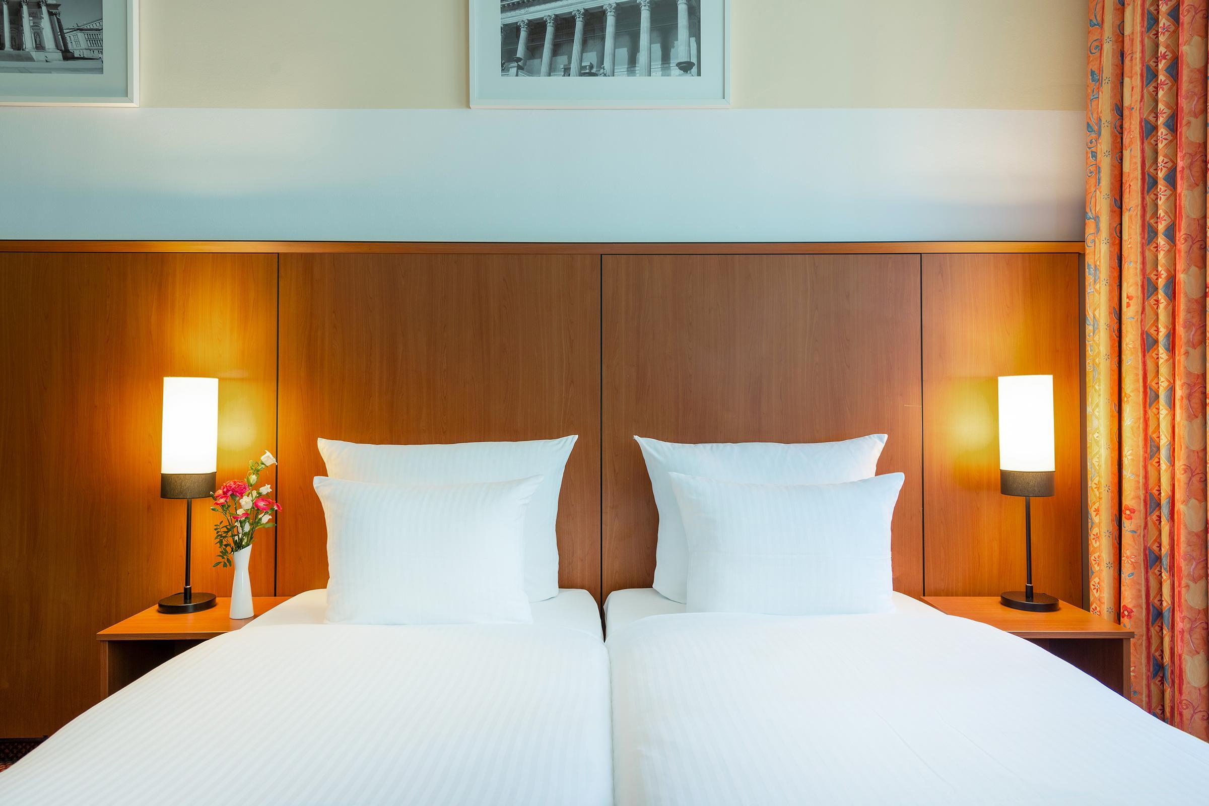 Leonardo Hotel Berlin Ku'Damm Екстериор снимка