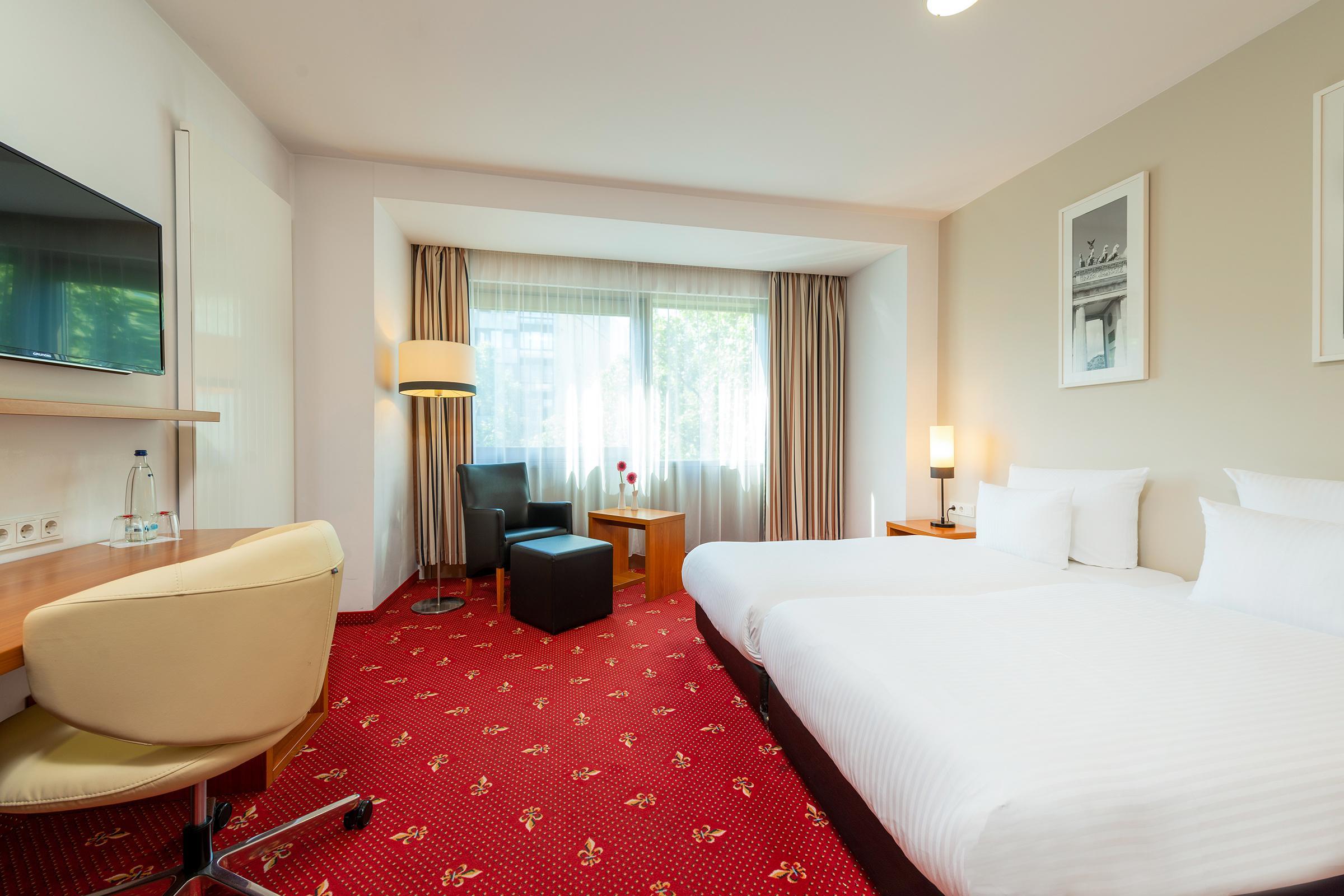 Leonardo Hotel Berlin Ku'Damm Екстериор снимка